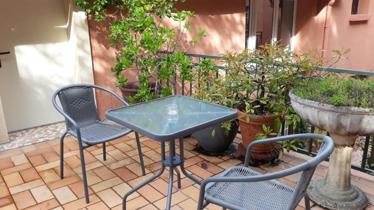 La Maison Rose: Lieu Atypique Hotel Nemours Exterior foto